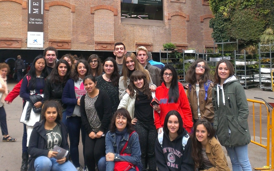 Los alumnos de humanidades visitan ‘Mediterráneo’