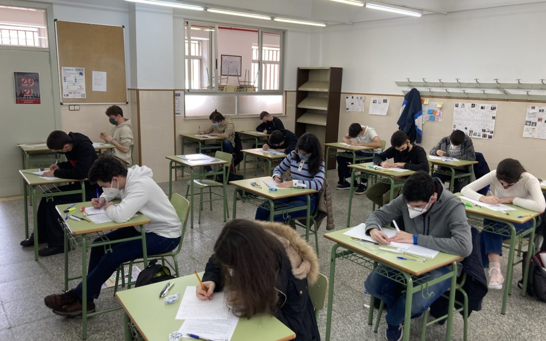 Los alumnos de segundo de Bachillerato comienzan los exámenes globales de la tercera evaluación