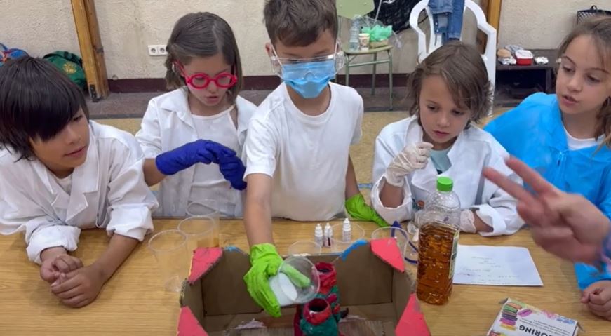 ¡Segundo de primaria prepara el Día de La Ciencia!
